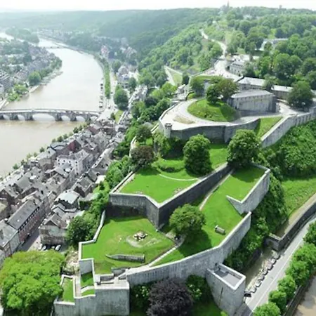 Gite O 29 #container Pool#jacuzzi# 度假居 那慕尔